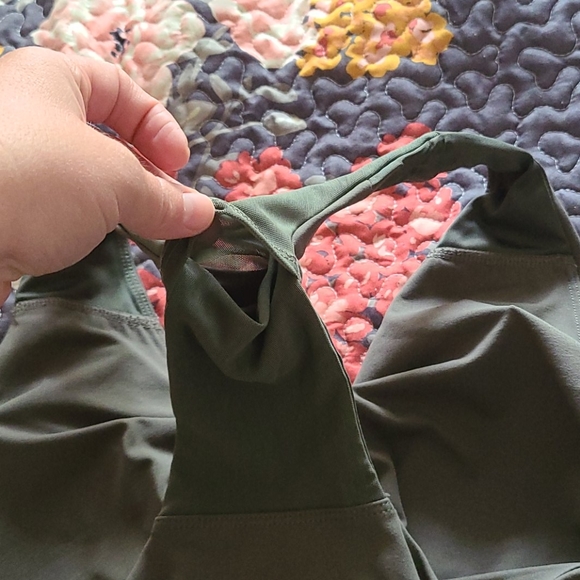 Fabletics Workout Top - Picture 4 of 4